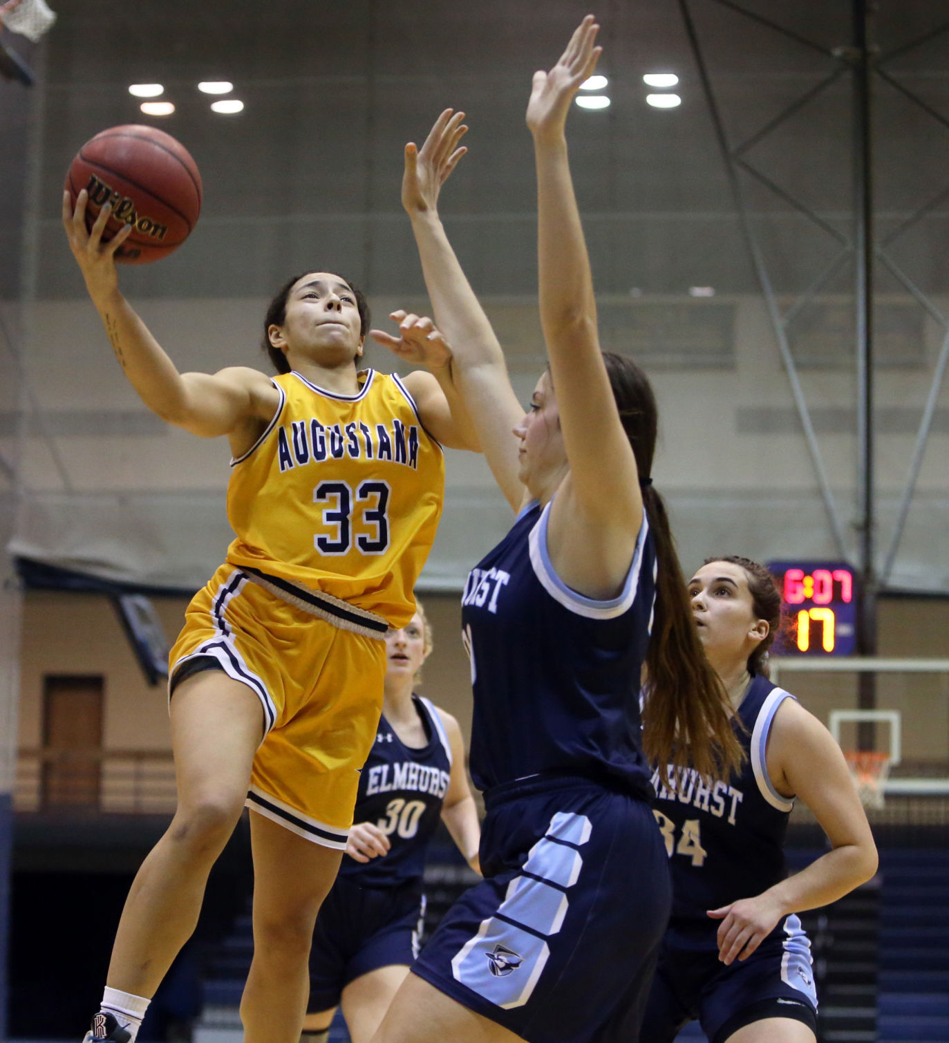 011222-qc-spt-augie women028.JPG